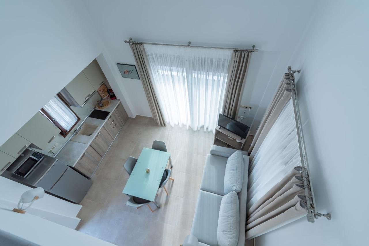 Kalli'S Apartments 니키티 외부 사진