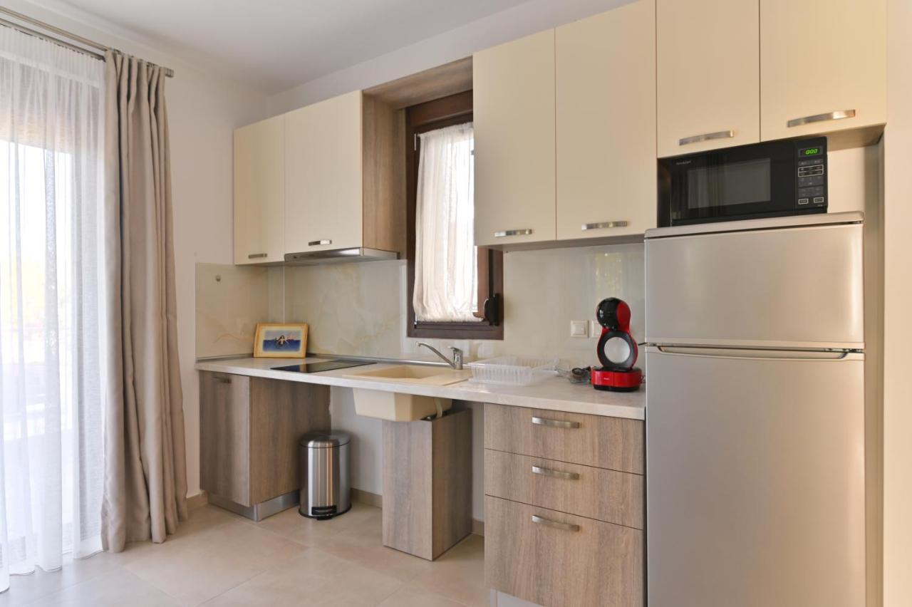 Kalli'S Apartments 니키티 외부 사진