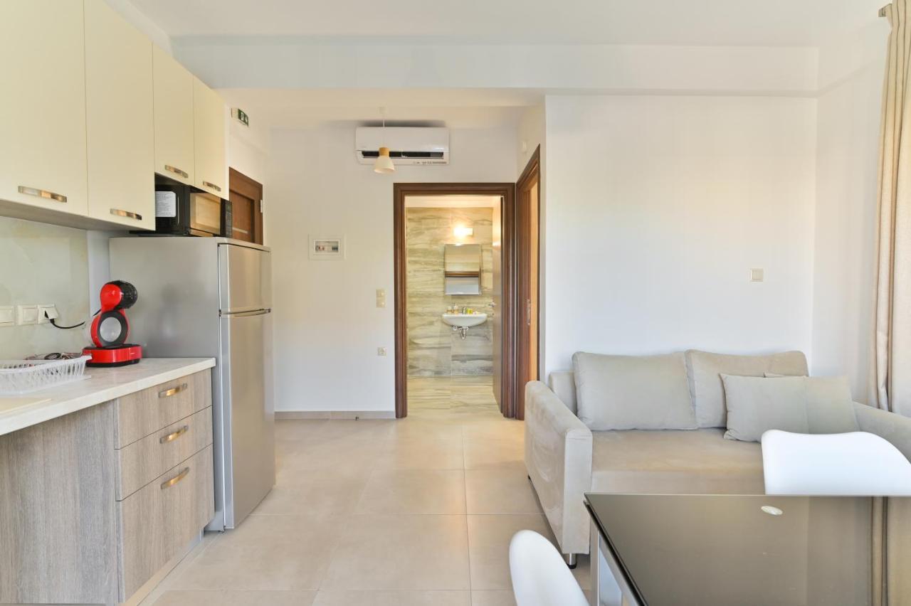 Kalli'S Apartments 니키티 외부 사진